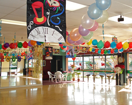 Avant Garde Ballroom 2 set-up for a Happy New Year!